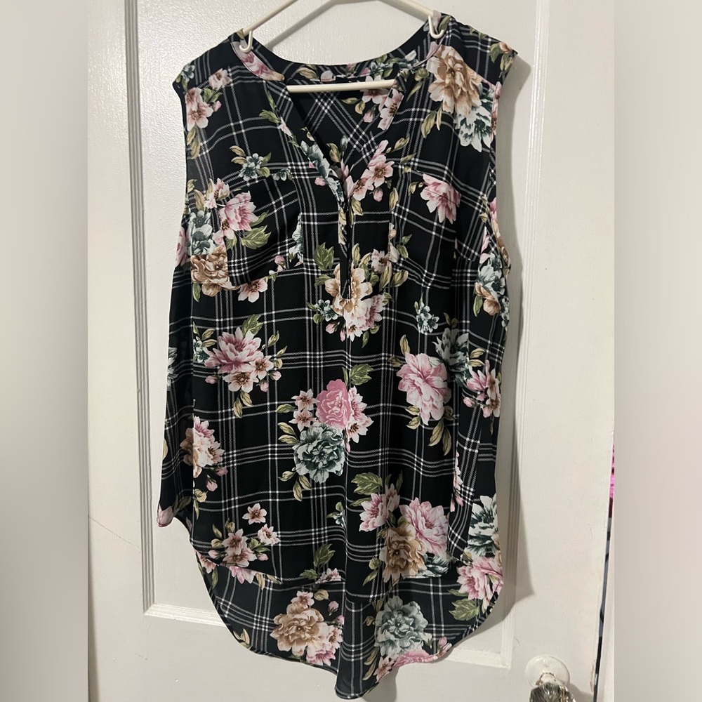 Torrid Plaid and Floral Harper Sleeveless Tunic Blouse Size 1